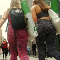 Two hot candid yoga friends in leggings with nice asses ss.tbrfyC.mp4-2022-10-18-16h04m29s038.jpg