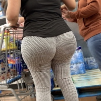 Sexy candid asses in leggings tumblr_f9aa3799a884f939926d0f2c2a4730d5_de08848e_1280.jpg