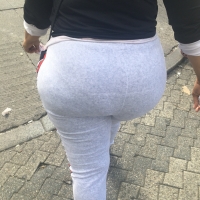 Sexy candid ebony asses in leggings tumblr_fcd20e97d9b3531330dbe0220105768c_67f8732b_2048.jpg