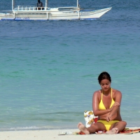 Candid beach and bikini girls 145879756_bdf4a1fe5d_o.jpg
