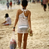Candid beach and bikini girls 3894632737_75b7def3c7_b.jpg