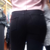 Latina ass with vpl