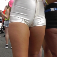 Blonde EDC cheeks and toe