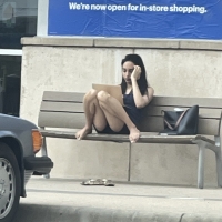 Candid sexy girls in shorts 278c1f9fce51bc9e4f3cb1e66795cf049a7f55a41825b5612bc4cf07cc0ad68d.jpg