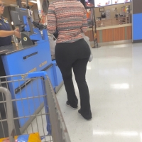 Candid milf with a phat round ass in leggings tumblr_pcvtofzV2U1xo94o8o6_1280.jpg