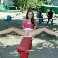 Sexy nudist girls flashing and nude in public Viewer2 - Public Exposure - Hottie Edition - 00321153567671.jpg