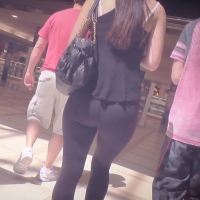Spandex mall booty