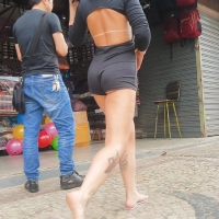 Latina cheeks