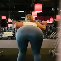 Beautiful candid blonde girl at the gym in baby blue leggings with an amazing body 20171202_114304.mp4-2022-10-29-08h57m42s894.jpg