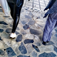 Sexy candid girls in leggings IMG_20181208_173400.jpg