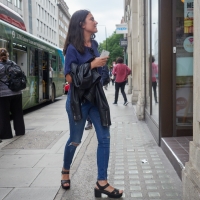 candidsexystreet_36447640071_20170814T16-30-33Z-_8140348.jpg