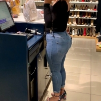 Candid hot girls in jeans and pants tumblr_ee56854e8d39baf1879cfa026061aa60_dd351c07_1280.jpg
