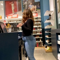 Candid hot girls in jeans and pants tumblr_fc9558756aa0535d06aa932102716590_ba499af0_1280.jpg