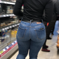 Candid hot girls in jeans and pants tumblr_pl0potHwc71w1ro41_1280.png