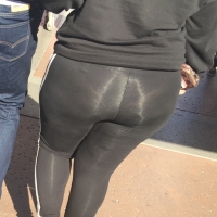Candid PAWG in see through leggings showing her panties tumblr_p1dn03GkXK1vkbrpmo2_1280.jpg