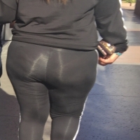 Candid PAWG in see through leggings showing her panties tumblr_p1dn03GkXK1vkbrpmo6_1280.jpg