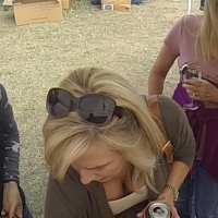 DavidBell999 - Candid cleavage - 000150140799248-0a94566c12-b.jpg