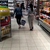 Candid brunette teen with mom in grey sweatpants 70962614.jpg