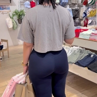 Thick Latina milf