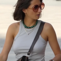 Pretty candid braless brunette girl with some pokies Braless brunette TCZ.mp4-2022-11-07-06h05m55s477.jpg