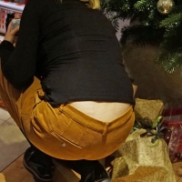 Personal candids schlampenverachter - 45 y.0. MILF - 0001arsch.jpg