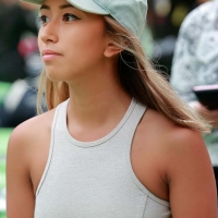 Candid girl with a beautiful face 805A718.jpg