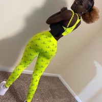 Non candid girls in leggings lazelledoll-___CEJqoT_g6V-___-.jpg