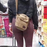 Bunch of sexy girls front and back out shopping in leggings sbdca331 - Candid Creepshots Front and Back 019 - 0016019-016.jpg