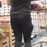 Bunch of sexy girls front and back out shopping in leggings sbdca331 - Candid Creepshots Front and Back 019 - 0122019-122.jpg