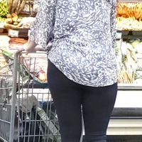 Bunch of sexy girls front and back out shopping in leggings sbdca331 - Candid Creepshots Front and Back 019 - 0189019-189.jpg