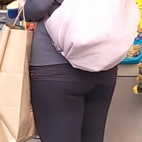 Bunch of sexy candid girls and milfs out in public in tight leggings sbdca331 - Candid creepshots front and back 005 - 000520210414-185034.jpg