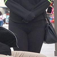 Bunch of sexy candid girls and milfs out in public in tight leggings sbdca331 - Candid creepshots front and back 005 - 008520210414-190652-0_0085.jpg