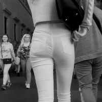 jeans (2).mp4-2022-11-10-06h14m42s236.jpg