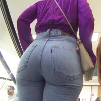 PAWG Milf #3.mp4-2022-11-10-06h29m10s981.jpg