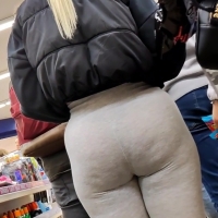 Pretty candid big booty blonde babe in grey leggings slightly showing her thong Poundland PAWG wm 1080HD 60fps.mp4-2022-11-12-12h54m41s458.jpg