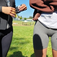 Sexy candid Mexican girl with a hot V shaped view of her pussy in grey shorts CandidsLover - Sexy light skinned mexican -candid gray leggings front2 of2 - 0008004.jpg