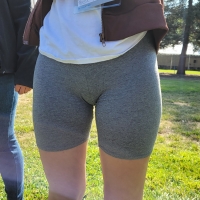 Sexy candid Mexican girl with a hot V shaped view of her pussy in grey shorts CandidsLover - Sexy light skinned mexican -candid gray leggings front2 of2 - 00270024.jpg