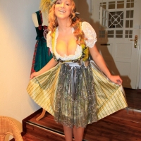 Hot chicks in Oktoberfest Dirndl dress outfits Major_Filth - Hot Sluts in Oktoberfest Dirndl Dresses - 0057jc-okfest-2011-12.jpg