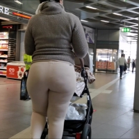 Fat booty ebony milf