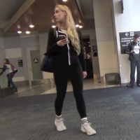 Pretty blonde in leggings