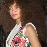 Collection of various pictures of Zendaya out in public BgljDwVx_o.jpg