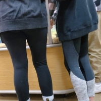 Candid hotties in leggings with nice asses Screenshot_20211113-205646_Photos.jpg