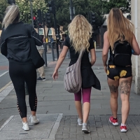 Sexy candid girls out in shorts London street candid short shorts_A1F87DF.jpg