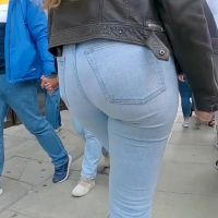 Blondie with a nice ass in jeans