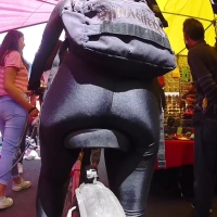 Candid Latina with a nice ass in shiny leggings riding a biker through the market shiny ass biker.mp4.mp4-2022-11-22-17h53m59s375.jpg