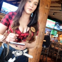 Twin Peaks hottie