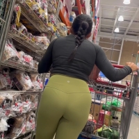 Latina milf