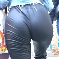 Wetlook booty