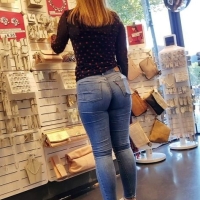 Candid sexy girls in tight jeans and pants TNMilfHunter - Creepin' Voyeurs - 0034tmh-voyeur-029.jpg