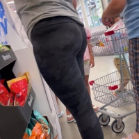 Tall candid girl in camo Lulu leggings with a decent ass at work TallLulu.mov-2022-11-28-18h15m48s479.jpg
